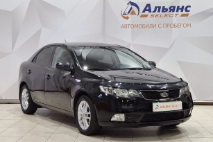 KIA CERATO