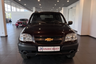 CHEVROLET NIVA