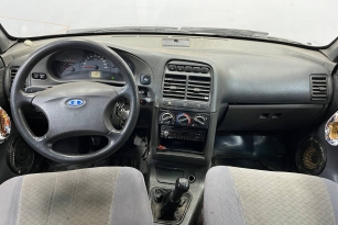LADA 2112