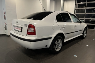 SKODA OKTAVIA