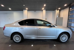 SKODA OKTAVIA