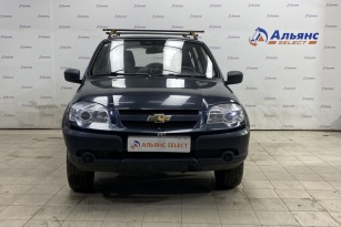 CHEVROLET NIVA