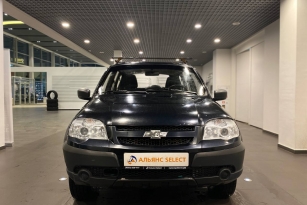 CHEVROLET NIVA