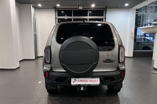 LADA NIVA TRAVEL
