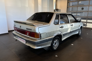 LADA 2115
