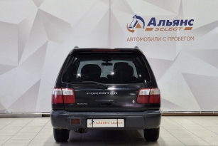 SUBARU FORESTER