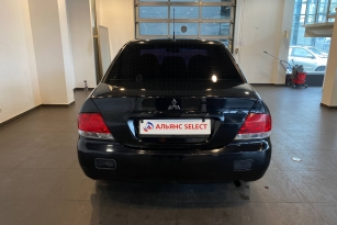 MITSUBISHI LANCER 1.6