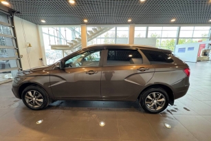 LADA VESTA