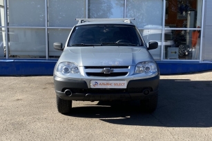 CHEVROLET NIVA