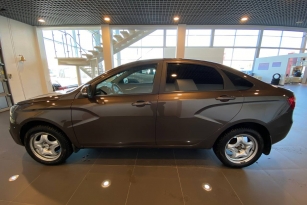 LADA VESTA