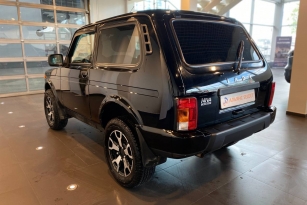 LADA 2121 (4X4)