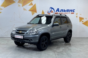 CHEVROLET NIVA