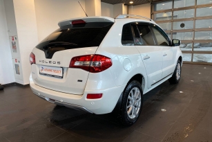 RENAULT KOLEOS