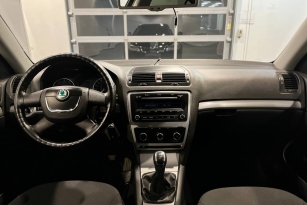 SKODA OKTAVIA