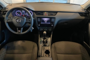 SKODA OKTAVIA