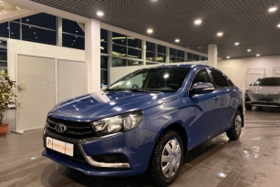 LADA VESTA