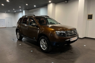 RENAULT DUSTER