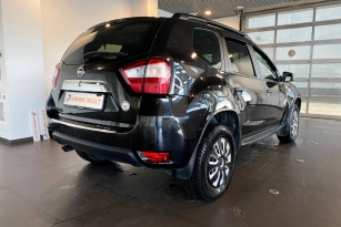 NISSAN TERRANO