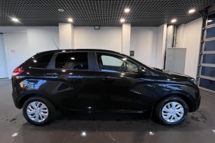 LADA XRAY