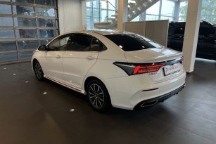 OMODA S5