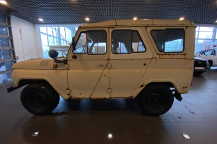 UAZ 3151