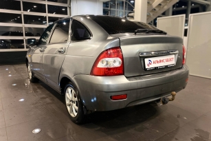 LADA PRIORA