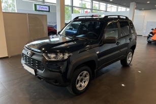 LADA NIVA TRAVEL