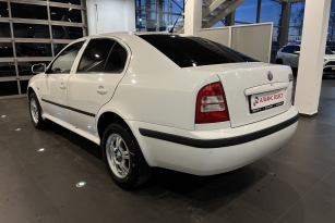 SKODA OKTAVIA
