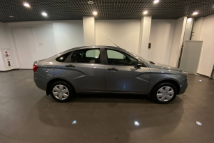 LADA VESTA