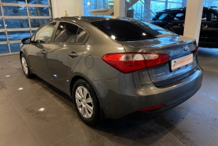 KIA CERATO