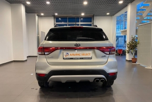 KIA RIO X-LINE