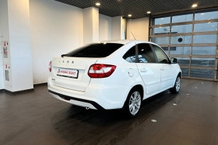 LADA GRANTA