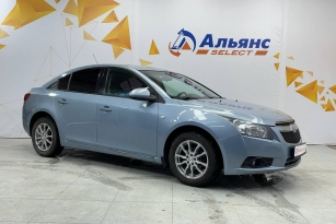 CHEVROLET CRUZE