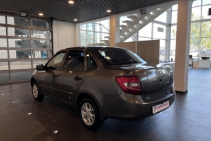 LADA GRANTA