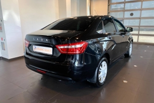 LADA VESTA