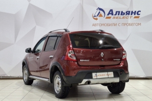 RENAULT SANDERO