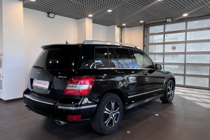 MERCEDES-BENZ GLK
