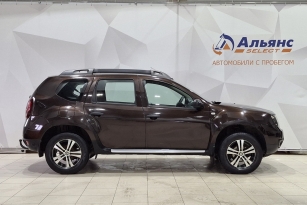 RENAULT DUSTER