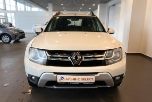 RENAULT DUSTER