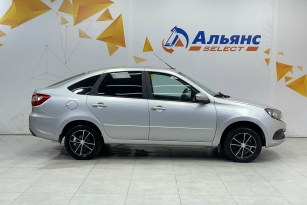 LADA GRANTA