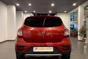 RENAULT SANDERO