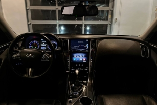 INFINITI Q50