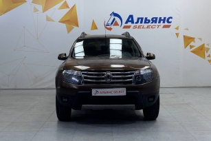RENAULT DUSTER