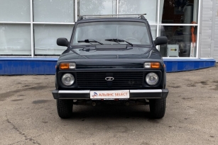 LADA 2121