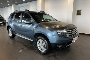RENAULT DUSTER