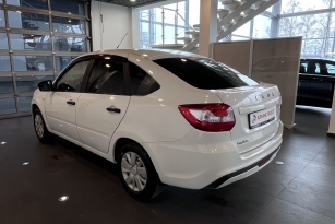 LADA GRANTA