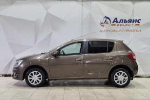 RENAULT SANDERO