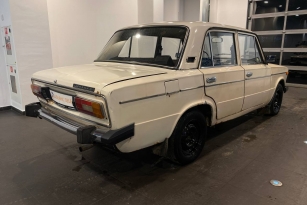 LADA 2106