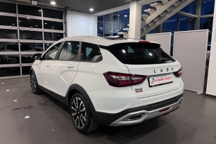LADA VESTA