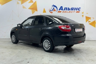 LADA GRANTA